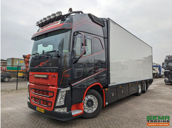 Грузовик с закрытым кузовом VOLVO FH 540