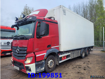 Грузовик с закрытым кузовом MERCEDES-BENZ Actros 2551