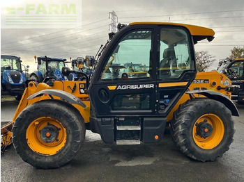 Телескопический погрузчик JCB