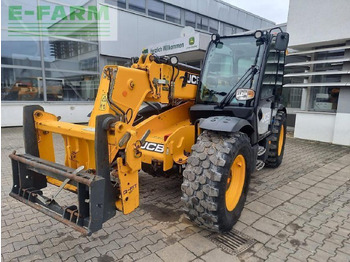 Телескопический погрузчик JCB