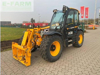 Телескопический погрузчик JCB