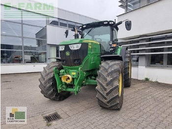 Трактор JOHN DEERE 6210R