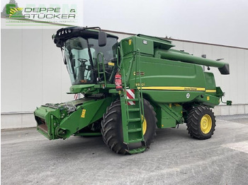 Зерноуборочный комбайн JOHN DEERE W650