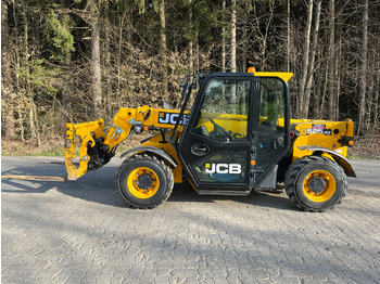 Телескопический погрузчик JCB