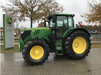 Трактор JOHN DEERE 6215R