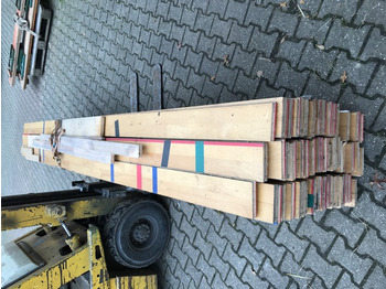 : фото в шапке страницы