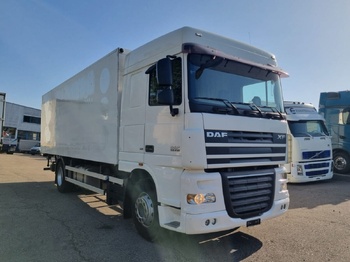 Грузовик с закрытым кузовом DAF XF105.410: фото 2