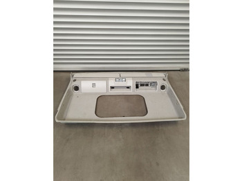 : фото в шапке страницы