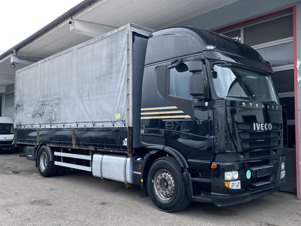 Iveco Stralis AD190S42 EEV 7,3mP+P Schiebeplane Klima - Тентованный грузовик: фото 1 Iveco Stralis AD190S42 EEV 7,3mP+P Schiebeplane Klima - Тентованный грузовик: фото 1