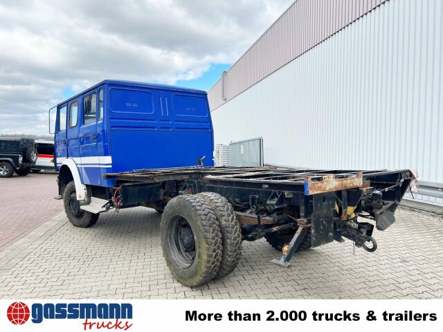 Грузовик-шасси Iveco 120-23 AW 4x4 Doka, V8-Motor, Seilwinde: фото 13