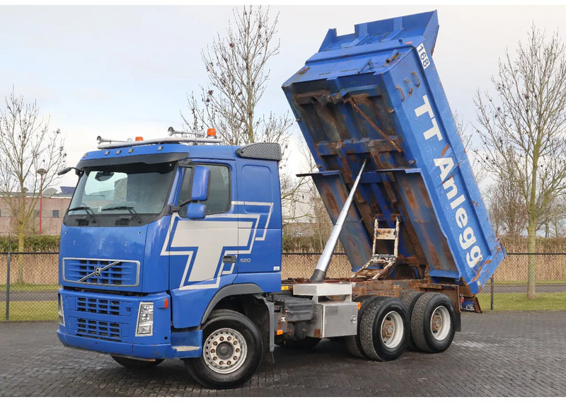 Volvo FH 13.520 6X4 | RETARDER | FULL STEEL | BIG AXLES | EURO 3 - Самосвал: фото 1 Volvo FH 13.520 6X4 | RETARDER | FULL STEEL | BIG AXLES | EURO 3 - Самосвал: фото 1
