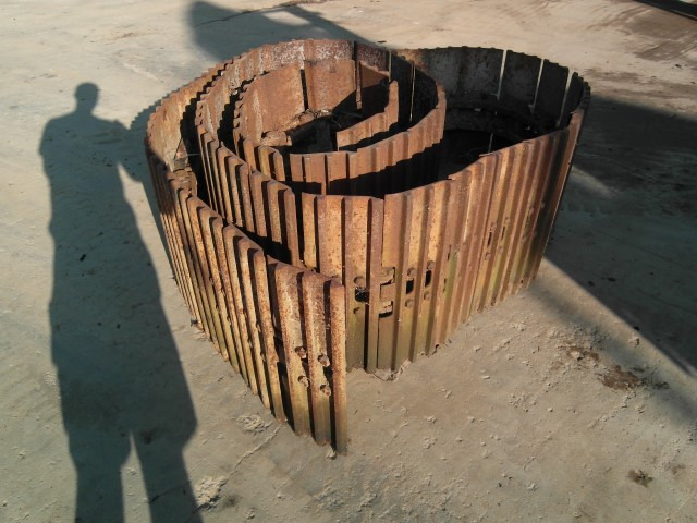 Liebherr R 912 - Гусеница для Строительной техники: фото 1 Liebherr R 912 - Гусеница для Строительной техники: фото 1