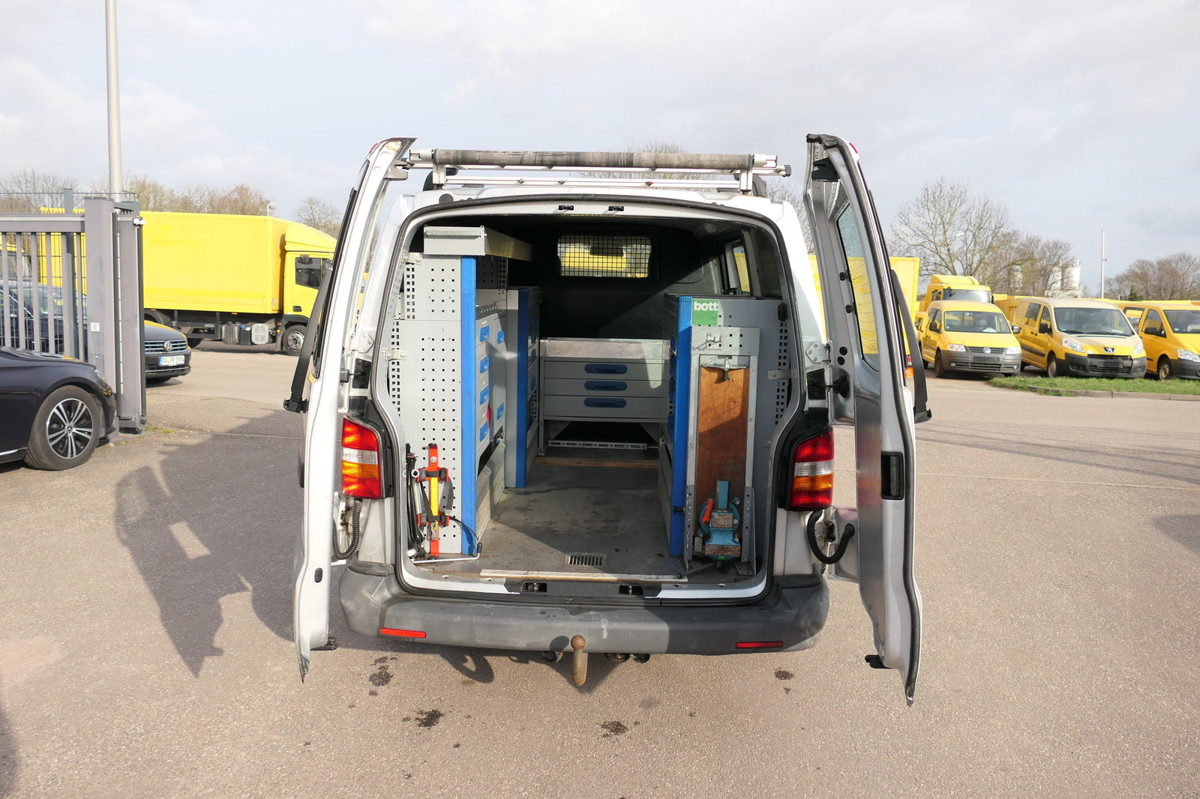 VW T5 Transporter 2.5 TDI 4Motion Werkstatteinbau A - Легковой фургон: фото 1 VW T5 Transporter 2.5 TDI 4Motion Werkstatteinbau A - Легковой фургон: фото 1