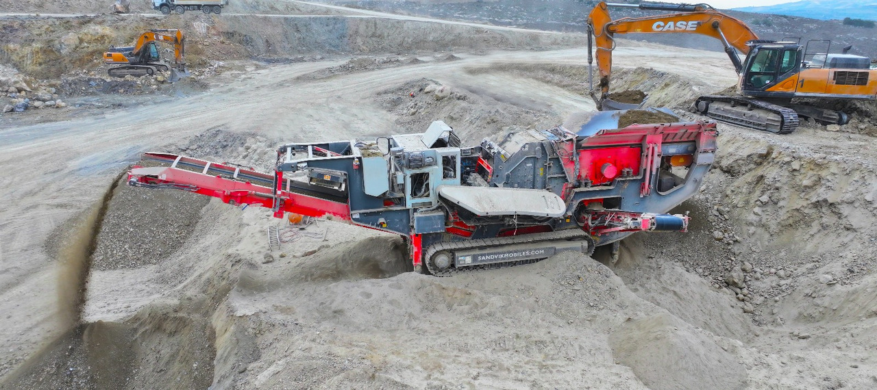 FABO USED SANDVIK MOBILE CRUSHER - Мобильная дробилка: фото 1 FABO USED SANDVIK MOBILE CRUSHER - Мобильная дробилка: фото 1