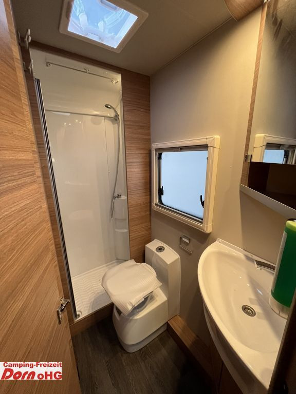 Новый Полуинтегрированный автодом Weinsberg CaraLoft 650 MF Automatikgetriebe: фото 19