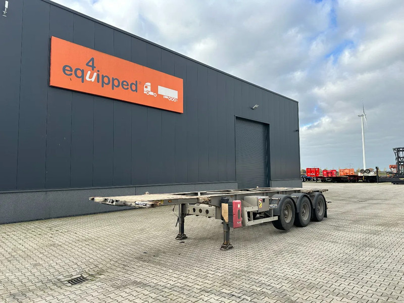 TURBO'S HOET 20FT/30FT, ADR (FL, AT, OX), empty weight: 3.720kg, ALCOA, galvanized, BPW+DISC, liftaxle - Полуприцеп-контейнеровоз/ Сменный кузов: фото 1 TURBO'S HOET 20FT/30FT, ADR (FL, AT, OX), empty weight: 3.720kg, ALCOA, galvanized, BPW+DISC, liftaxle - Полуприцеп-контейнеровоз/ Сменный кузов: фото 1