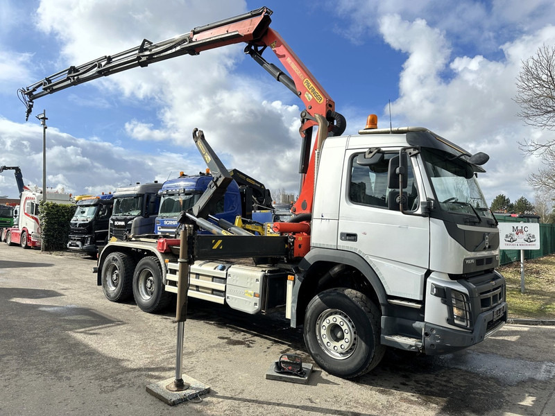 Volvo FMX 370 6x4 HOOKLIFT + CRANE PALFINGER PK18002-EH D (5x - 18m) - ROTATOR - RADIO - HUB REDUCTION - STEEL SPRING - Крюковой мультилифт, Автоманипулятор: фото 1 Volvo FMX 370 6x4 HOOKLIFT + CRANE PALFINGER PK18002-EH D (5x - 18m) - ROTATOR - RADIO - HUB REDUCTION - STEEL SPRING - Крюковой мультилифт, Автоманипулятор: фото 1