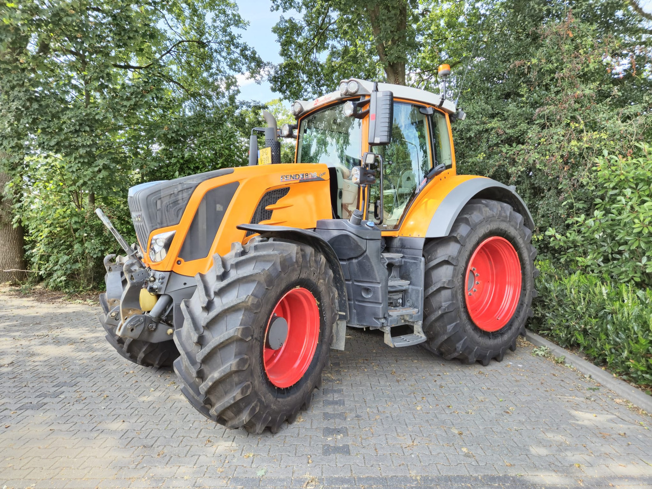 Fendt 828 Vario S4 ProfiPlus - Трактор: фото 1 Fendt 828 Vario S4 ProfiPlus - Трактор: фото 1