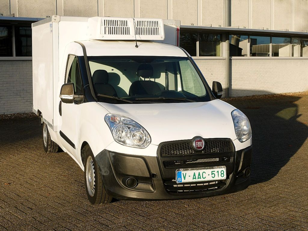 Fiat DOBLO 1.6 KUHLKOFFER CARRIER XARIOS -20 / AIRCO - Фургон-рефрижератор: фото 1 Fiat DOBLO 1.6 KUHLKOFFER CARRIER XARIOS -20 / AIRCO - Фургон-рефрижератор: фото 1