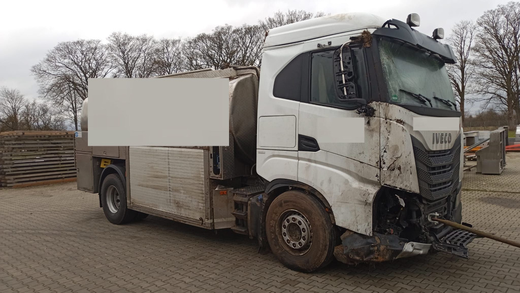 Iveco Stralis 480 4x2 UNFALLSCHADEN (Nr. 5974) - Грузовик-шасси: фото 1 Iveco Stralis 480 4x2 UNFALLSCHADEN (Nr. 5974) - Грузовик-шасси: фото 1