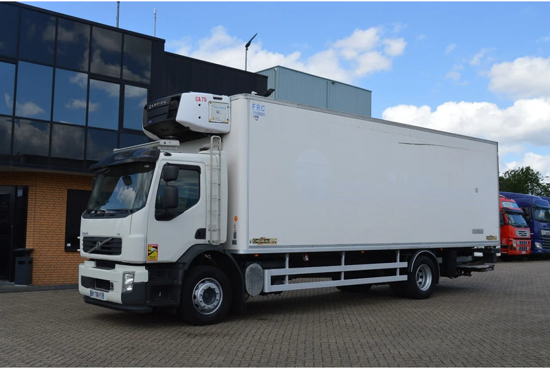 Volvo FE 300 * EURO5 * CARRIER SUPRA 950 MT * 4X2 * - Рефрижератор: фото 1 Volvo FE 300 * EURO5 * CARRIER SUPRA 950 MT * 4X2 * - Рефрижератор: фото 1