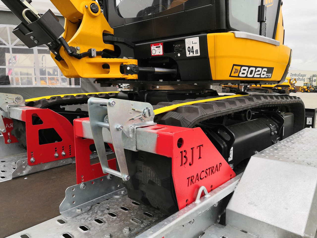 Brian James Digger Plant 543-3217-35 320x170cm TracStrap Ladungssicherung Reserverad Rampen 3500kg - Прицеп для спецтехники: фото 1 Brian James Digger Plant 543-3217-35 320x170cm TracStrap Ladungssicherung Reserverad Rampen 3500kg - Прицеп для спецтехники: фото 1