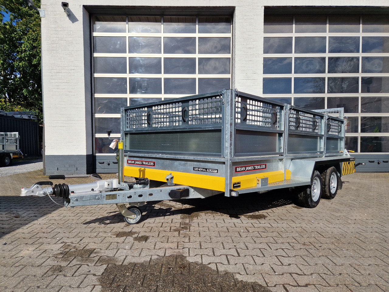 Brian James General Plant 400x185x25cm Halbgitter Auffahrklappe Bordwandaufsatz (XL)3500kg Abverkauf - Прицеп для спецтехники: фото 1 Brian James General Plant 400x185x25cm Halbgitter Auffahrklappe Bordwandaufsatz (XL)3500kg Abverkauf - Прицеп для спецтехники: фото 1