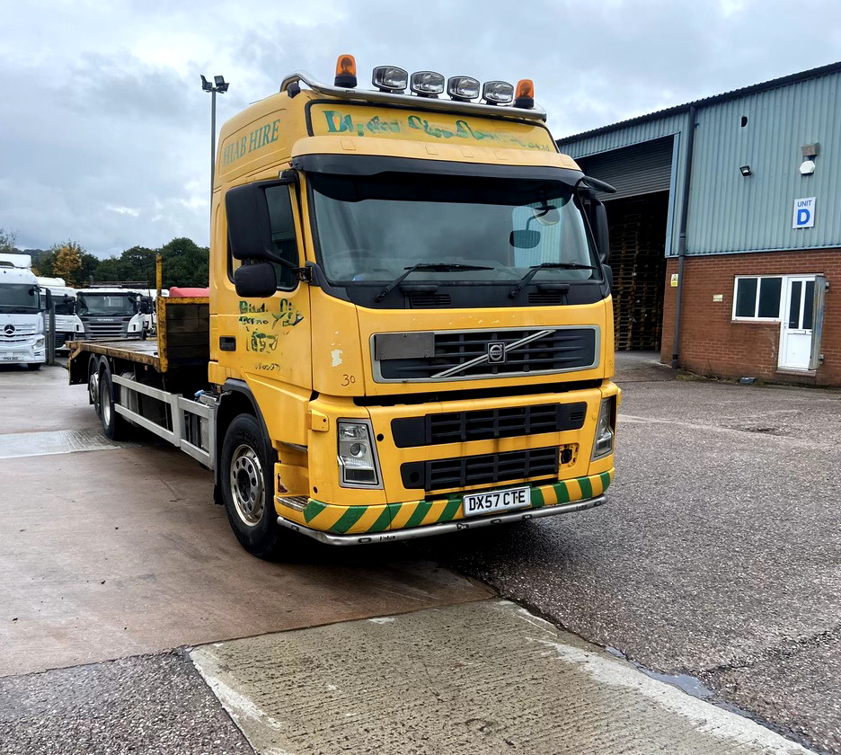 VOLVO FM9 340 6x2 - Грузовик бортовой/ Платформа: фото 1 VOLVO FM9 340 6x2 - Грузовик бортовой/ Платформа: фото 1