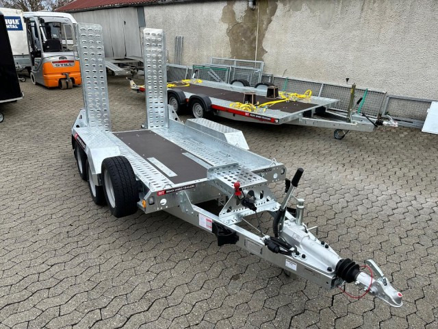 Brian James Cargo Digger Plant 2 Baumaschinenanhänger 543-2813-35-2-12, 2800 x 1300 mm, 3,5 to. - Прицеп для спецтехники: фото 1 Brian James Cargo Digger Plant 2 Baumaschinenanhänger 543-2813-35-2-12, 2800 x 1300 mm, 3,5 to. - Прицеп для спецтехники: фото 1