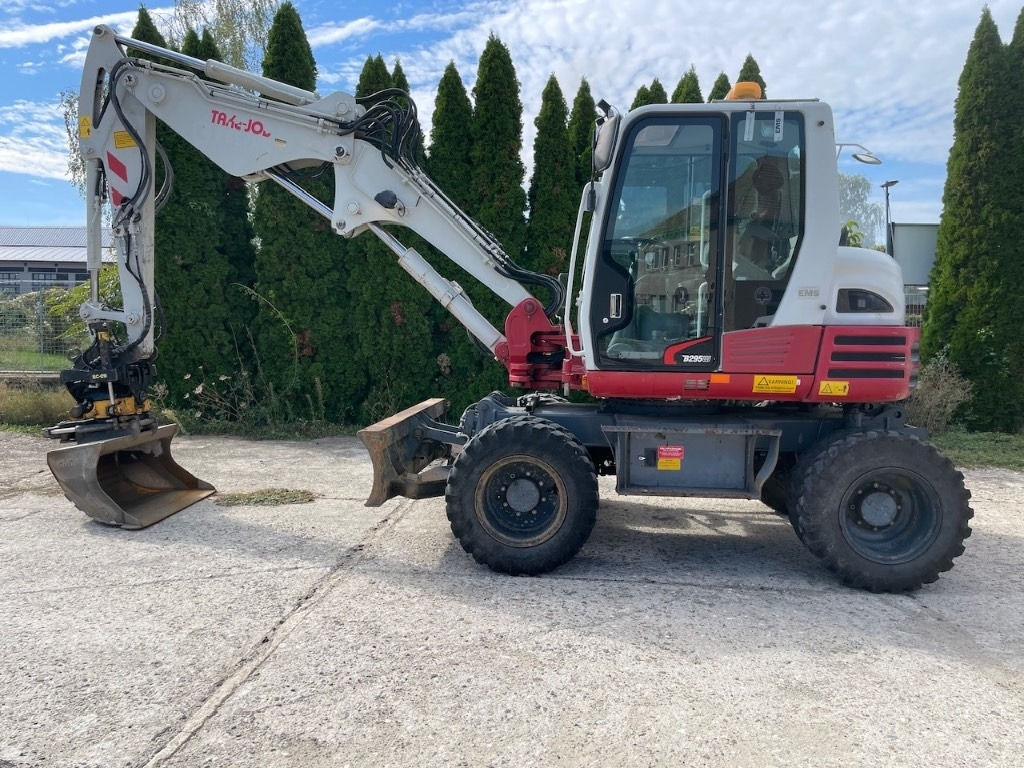 Takeuchi TB 295 W + ENGCON + 3x buckets - Колёсный экскаватор: фото 1 Takeuchi TB 295 W + ENGCON + 3x buckets - Колёсный экскаватор: фото 1