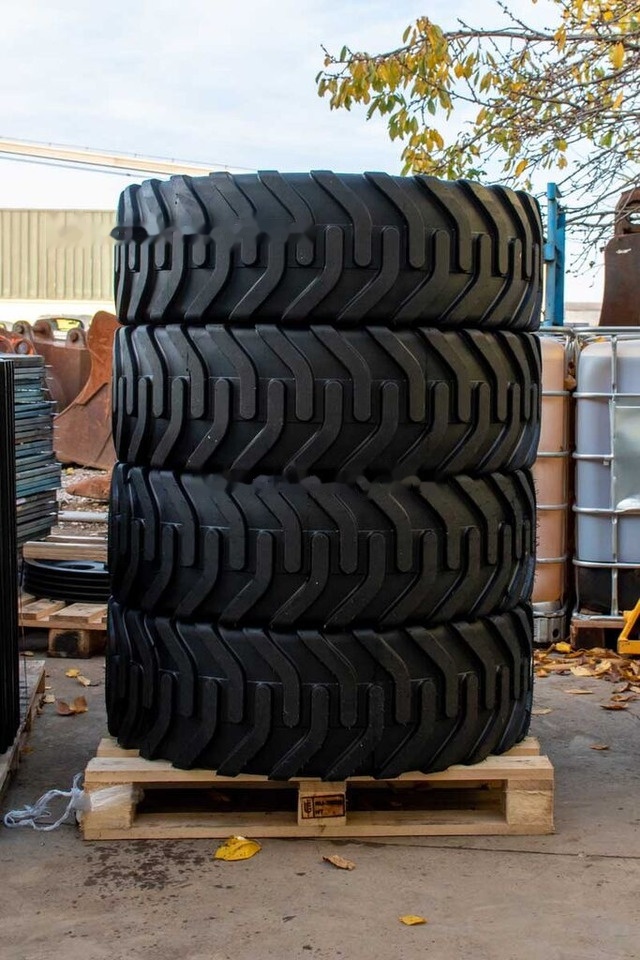 Bandenmarkt 315/70R22.5 - Колесо: фото 1 Bandenmarkt 315/70R22.5 - Колесо: фото 1