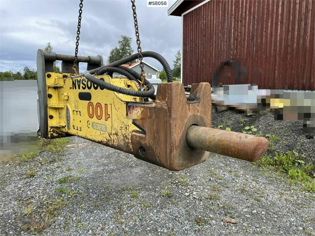 Soosan SB100TS-P - Гидромолот: фото 1 Soosan SB100TS-P - Гидромолот: фото 1