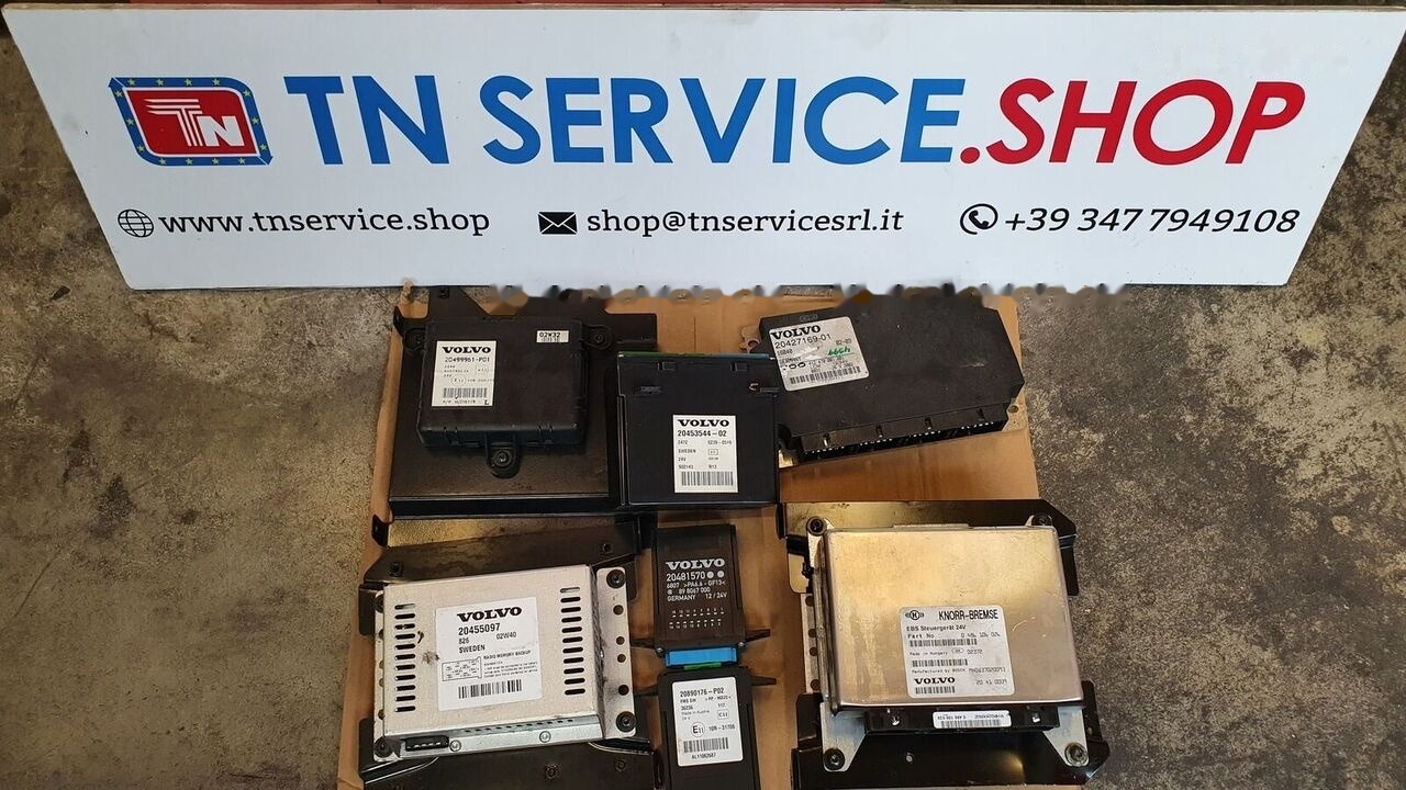 Volvo B330072 Volvo FH12 460 2°SERIE - Блок управления для Грузовиков: фото 1 Volvo B330072 Volvo FH12 460 2°SERIE - Блок управления для Грузовиков: фото 1