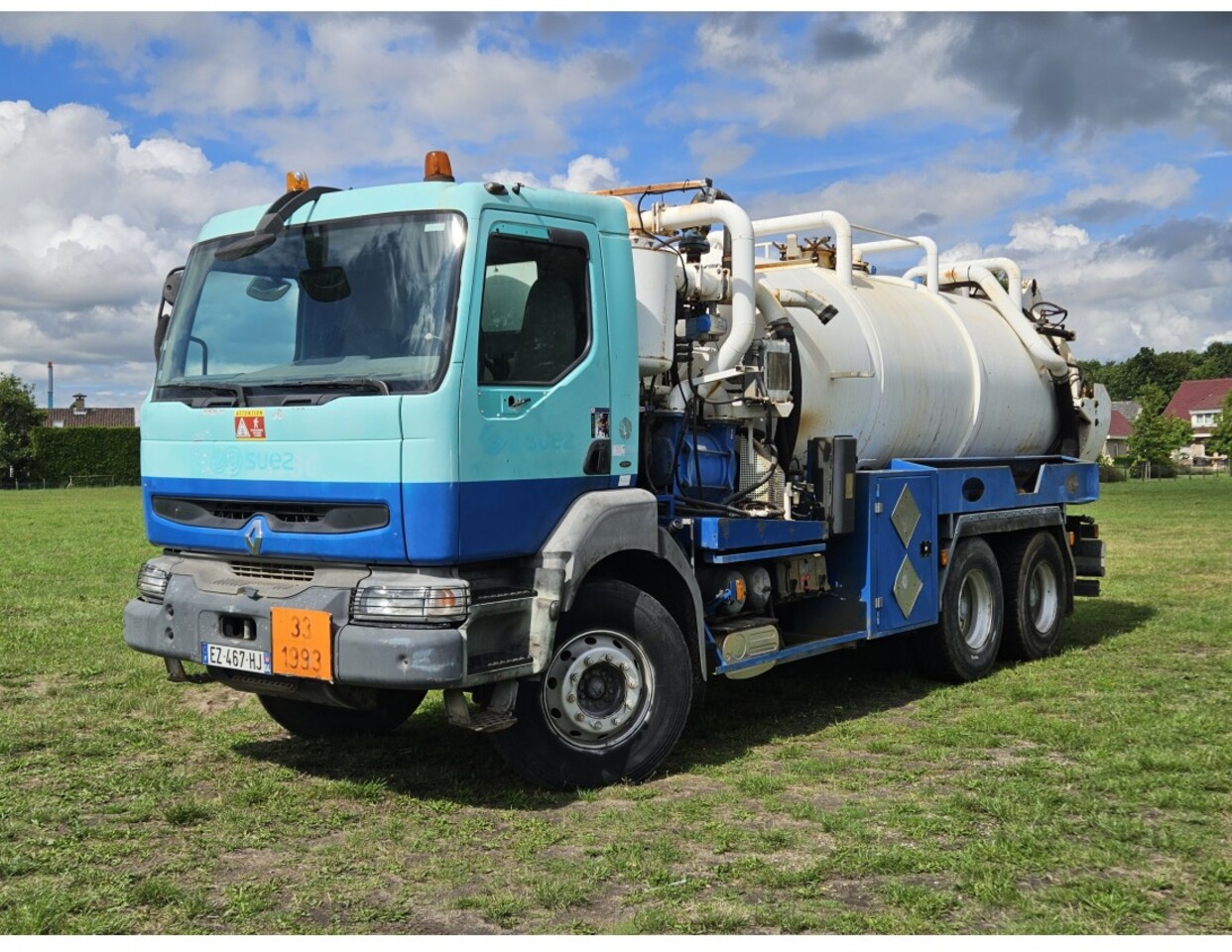 Renault Kerax 420 6x4 Vacuum and P|ressure Truck Manual gearbox - Грузовик-цистерна: фото 1 Renault Kerax 420 6x4 Vacuum and P|ressure Truck Manual gearbox - Грузовик-цистерна: фото 1