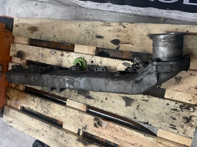 Liebherr d926 ti-e kolektor ssący - Впускной коллектор для Строительной техники: фото 1 Liebherr d926 ti-e kolektor ssący - Впускной коллектор для Строительной техники: фото 1