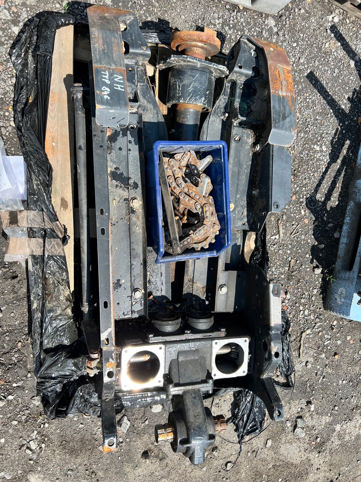 New Holland Typ 846 Sprzęgło 84972762 - Рама/ Шасси для Сельскохозяйственной техники: фото 1 New Holland Typ 846 Sprzęgło 84972762 - Рама/ Шасси для Сельскохозяйственной техники: фото 1