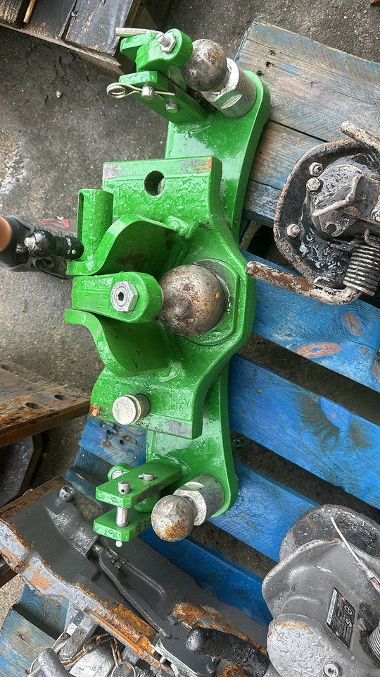 Zaczep john deere k80 , k50 x 2 - Рама/ Шасси для Сельскохозяйственной техники: фото 1 Zaczep john deere k80 , k50 x 2 - Рама/ Шасси для Сельскохозяйственной техники: фото 1