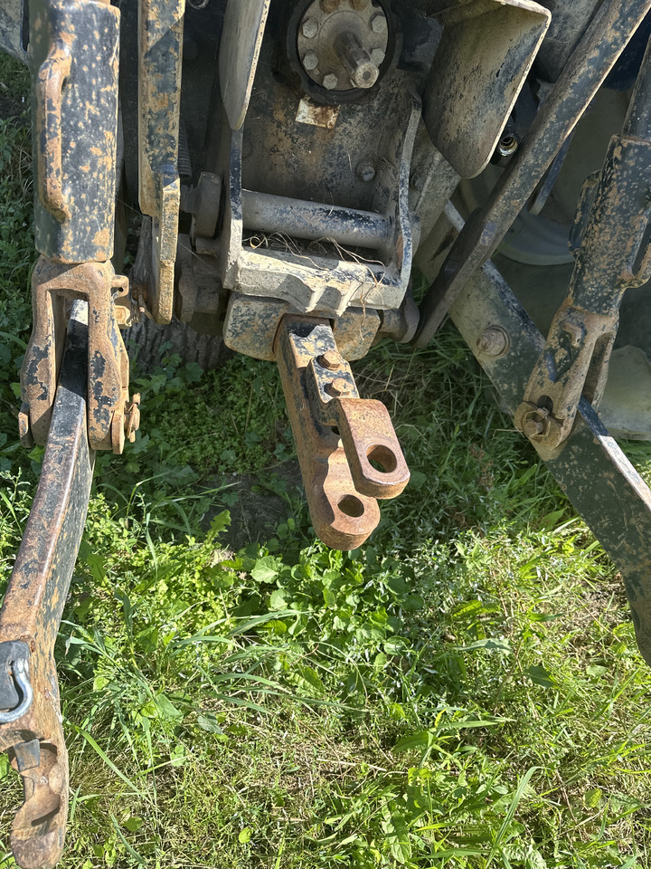 Zaczep polowy Hitch Massey Ferguson claas - Рама/ Шасси для Сельскохозяйственной техники: фото 1 Zaczep polowy Hitch Massey Ferguson claas - Рама/ Шасси для Сельскохозяйственной техники: фото 1