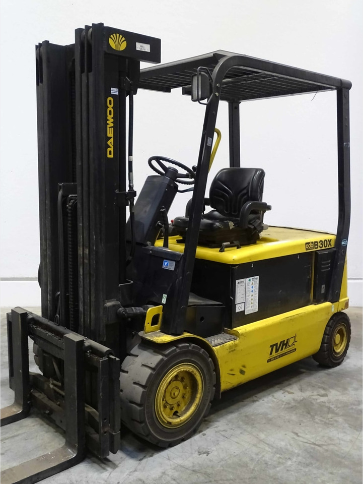 DAEWOO B30X - Электропогрузчик: фото 1 DAEWOO B30X - Электропогрузчик: фото 1