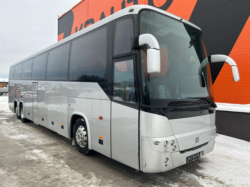 Volvo B12B 9900 6x2 54 SEATS / AC / AUXILIARY HEATING / WC / DVD / CD - Туристический автобус: фото 1 Volvo B12B 9900 6x2 54 SEATS / AC / AUXILIARY HEATING / WC / DVD / CD - Туристический автобус: фото 1