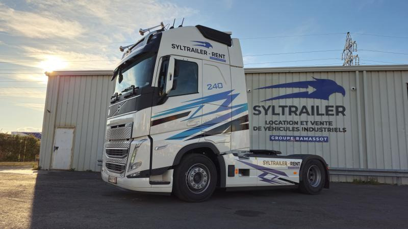 Volvo FH 500 Globetrotter XXL (Location / Rent) - Тягач: фото 1 Volvo FH 500 Globetrotter XXL (Location / Rent) - Тягач: фото 1