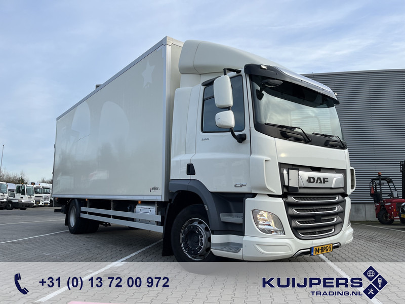 DAF CF 260 FA / 18 Ton / 388 dkm / Box 7.5 mtr / Laadklep 2000 kg - Грузовик с закрытым кузовом: фото 1 DAF CF 260 FA / 18 Ton / 388 dkm / Box 7.5 mtr / Laadklep 2000 kg - Грузовик с закрытым кузовом: фото 1