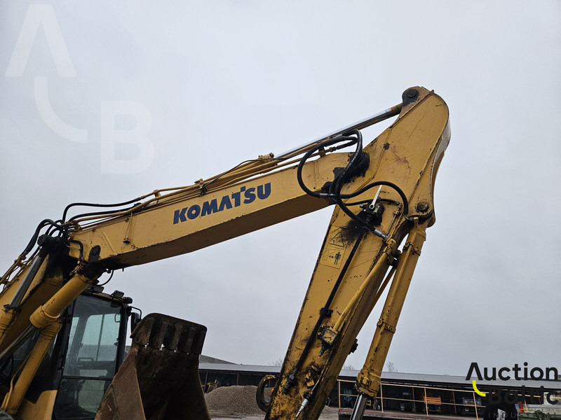 Гусеничный экскаватор Komatsu PC180LC: фото 15