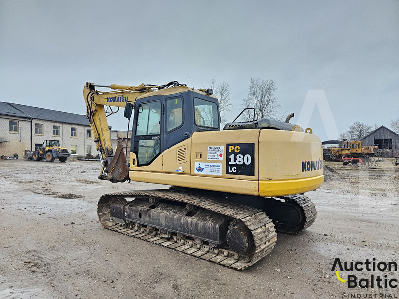 Гусеничный экскаватор Komatsu PC180LC: фото 6