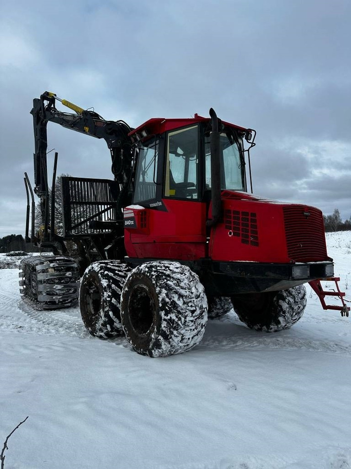 Komatsu 840 TX - Форвардер: фото 1 Komatsu 840 TX - Форвардер: фото 1