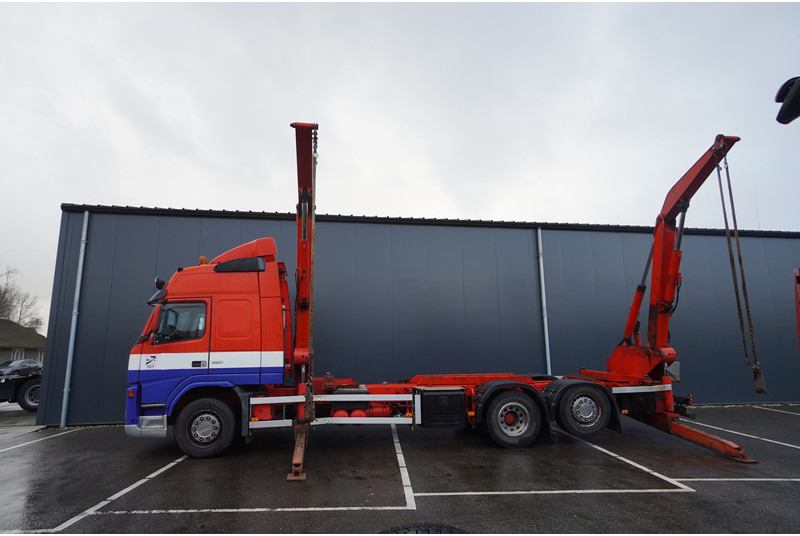 Volvo FM360 6X2 SIDE LOADER FOR 20FT CONTAINER - Портальный бункеровоз: фото 1 Volvo FM360 6X2 SIDE LOADER FOR 20FT CONTAINER - Портальный бункеровоз: фото 1