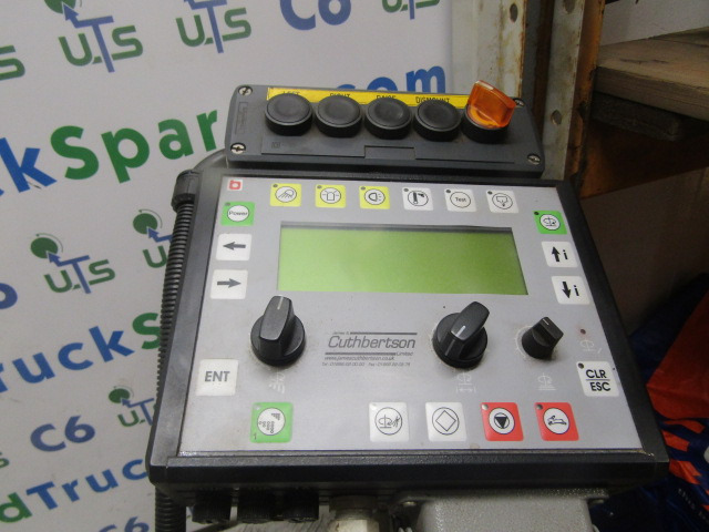 CUTHBERTSON GRITTER IN CAB CONTROL UNIT - Блок управления для Коммунальной и специальной техники: фото 1 CUTHBERTSON GRITTER IN CAB CONTROL UNIT - Блок управления для Коммунальной и специальной техники: фото 1