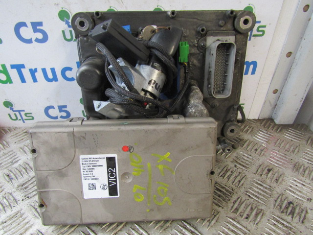 DAF XF 105 ENGINE ECU KIT INCL VIC P/NO 1679021 - Блок управления для Грузовиков: фото 1 DAF XF 105 ENGINE ECU KIT INCL VIC P/NO 1679021 - Блок управления для Грузовиков: фото 1