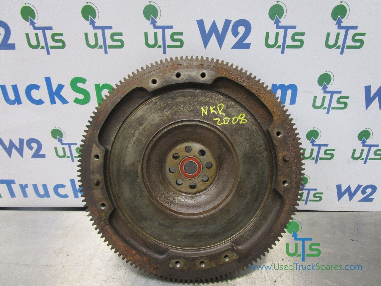 ISUZU NKR (4JJ1) FLYWHEEL - Маховик для Грузовиков: фото 1 ISUZU NKR (4JJ1) FLYWHEEL - Маховик для Грузовиков: фото 1
