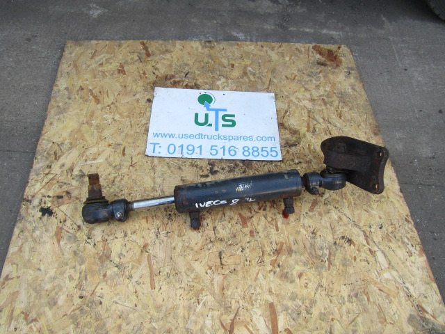 IVECO TREKKER 2ND AXLE POWER STEERING RAM P/NO 8347974177 - Рулевое управление для Грузовиков: фото 1 IVECO TREKKER 2ND AXLE POWER STEERING RAM P/NO 8347974177 - Рулевое управление для Грузовиков: фото 1